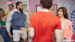 Dirty Dorm Room Dares - Serena Hill, Luna Luxe, Ashley Alexander, James Angel, Filou Fitt-2