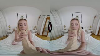 online adult clip 27 I Can Do It If My Mom Can - Lilly Bella Gear vr - virtual reality - feet porn blonde milf hd sex-1