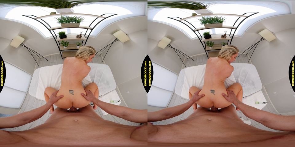 Experience the Ultimate Thrill with Sadie Summers in Virtual