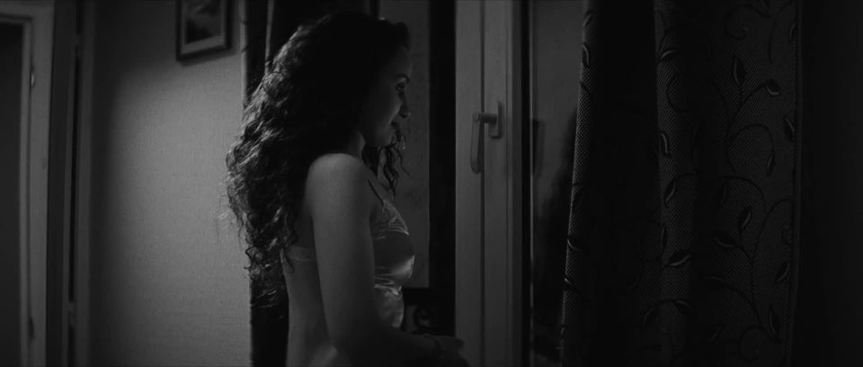 Louise Chevillotte, Souheila Yacoub - The Salt of Tears (Le sel des larmes) (2020) HD 1080p - (Celebrity porn)