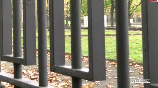 7173 Risky Public Sex In Berlin City Park-8