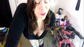 clip 6 Mixtrix – Just One Email | mixtrix | femdom porn latex femdom handjob-9