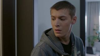 Ekaterina Kabak - Besstydniki s01e21-22 Shameless Ru (2017) HD 1080p!!!-3