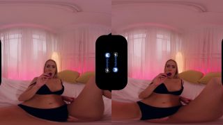 clip 27 Fallen Angelika – Angelika Grays on virtual reality -1