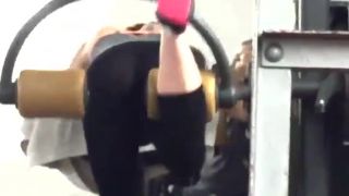 Gym voyeur spies a fit round ass-7