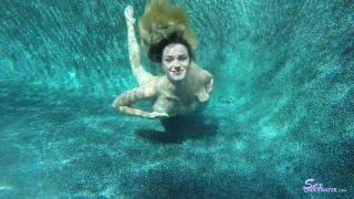 Sexunderwater.com- Roxxy Renay UW Model Training pt. 2-6