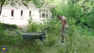 Angelique luka-the gardner does my lawn - Hardcore-7