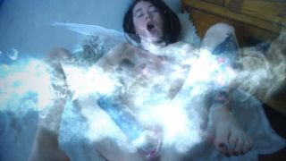 Webcam pornstar Alissa Noir - extreme gaping and dildo fu...-9