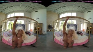 Waiting For Daizy - Smartphone VR-6