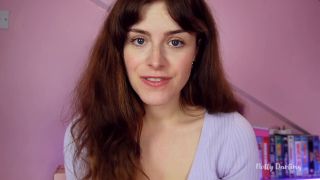 Femdom Porn Molly Darling – Giantess Fetish – Little Man Unboxing-3