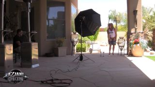 Wanda Moore BTS Video 2 muscle Wanda Moore-5