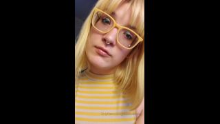 @goddesseevee 2019-07-05 15 minutes of Sunflower's Nourishmen-6