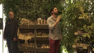 TEMPORARY_SHOP_NAKED_AFRAID_-_DMAX-0