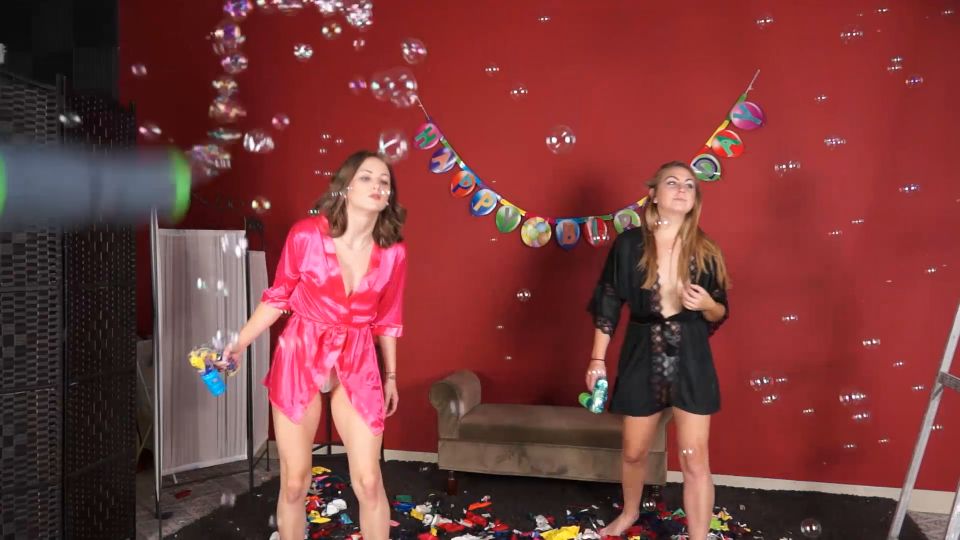 Custom Fetish - Julie and Amber s Bubble Machine Party - Fetish