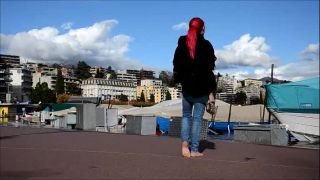 Dirty feet – Barefoot Urban Girls – RED-X: barefoot autumn in Lugano | stinky feet | feet porn -4