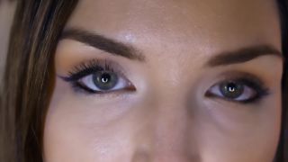 online xxx video 33 femdom pony slave Closer, eye fetish on femdom porn-7