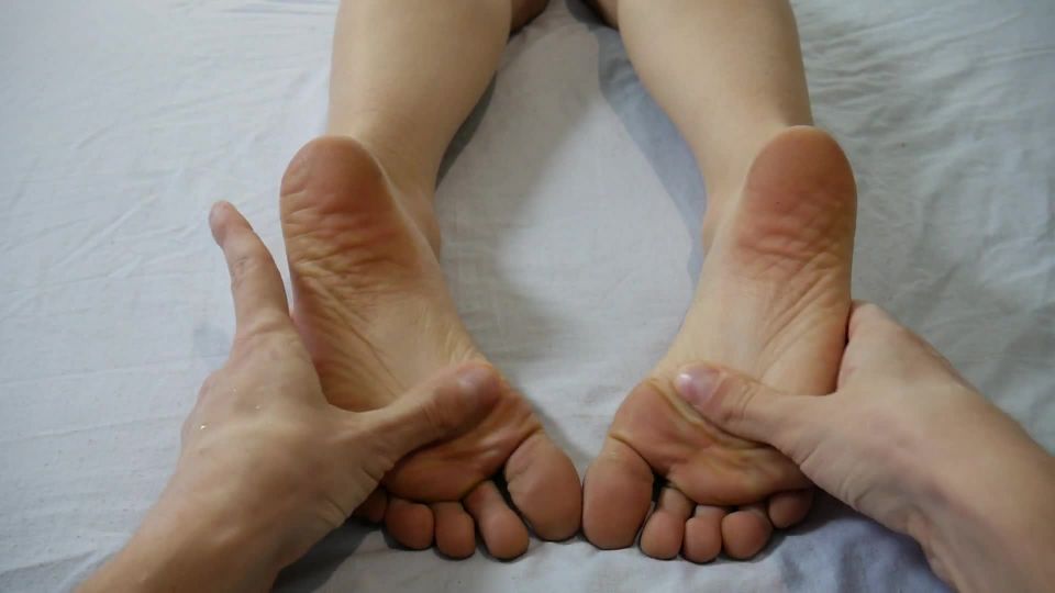 Sensual Tickling Feet and Massage Feet[Hot!]