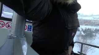 [Amateur] Brunette Masturbate in Ski Lift  brunette touches herself while skiing-0