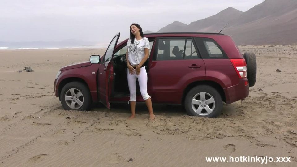 Canarian sand, car and big red toy fun - HD720p