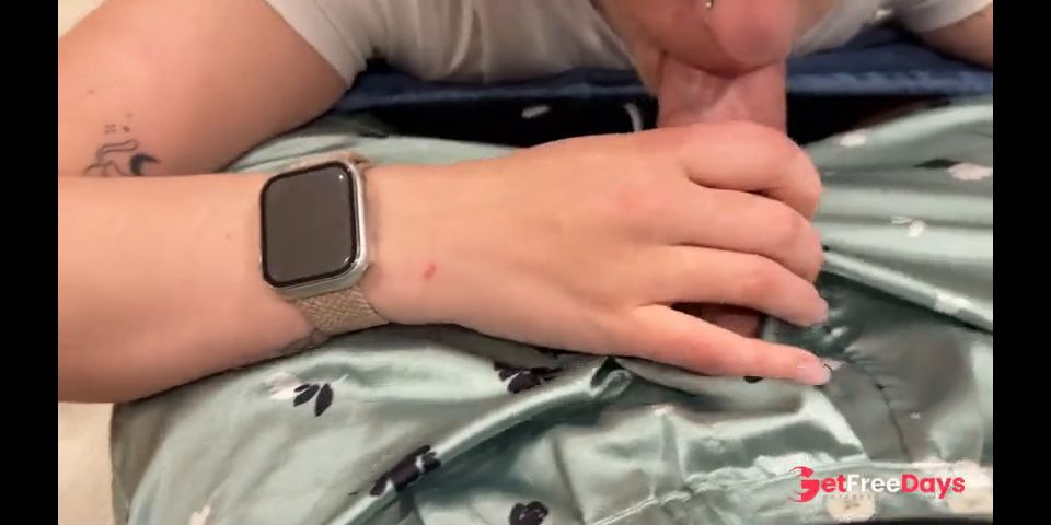 Horny Stepsis Gives Sloppy Kitchen Blowjob sneaky BJ
