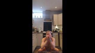 UKCuteGirl () Ukcutegirl - naked bring sally up challenge 17-01-2019-4