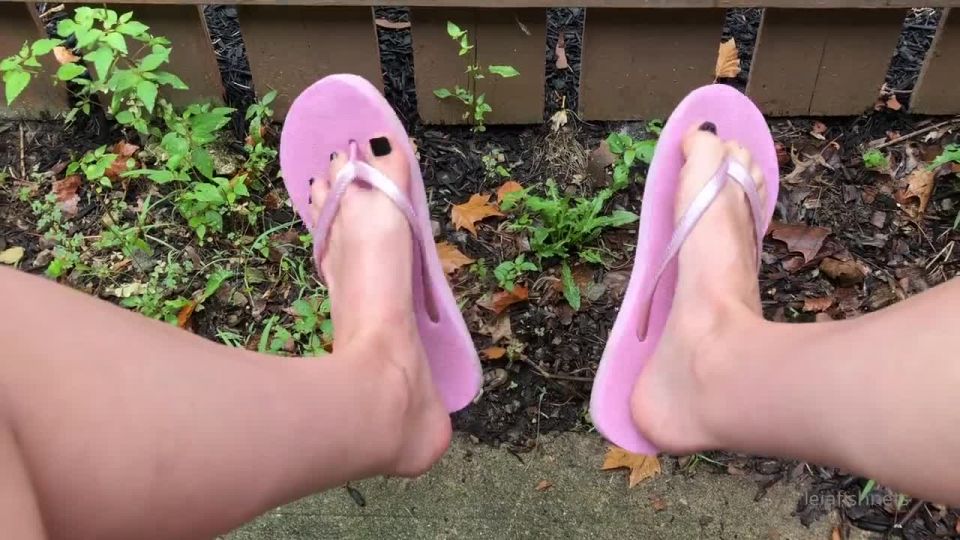 free porn clip 34 emma butt foot fetish feet porn | Watch Free Porno Online – leiafishnets 10-08-2019-9485761-wet pink flip flops (MP4, HD, 1280×720) | feet