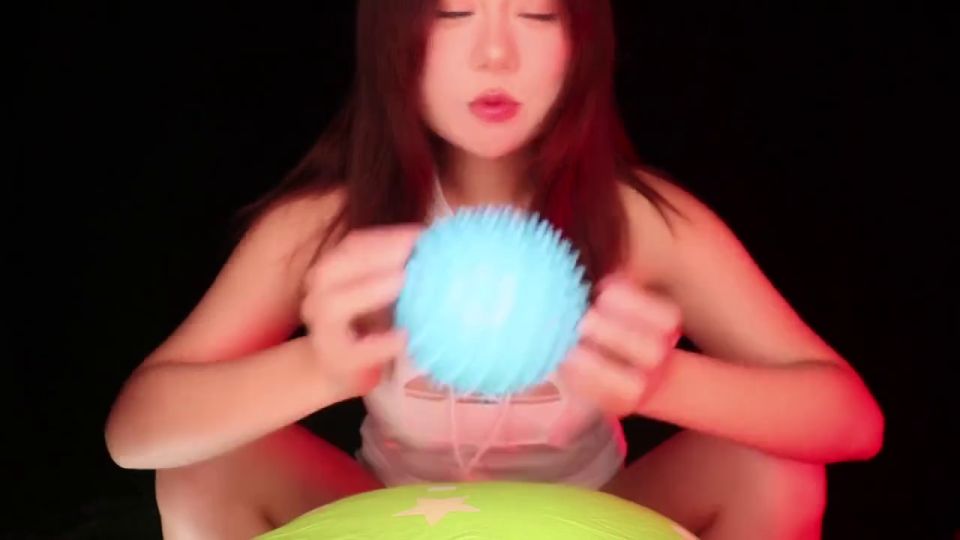 YuiASMR - ASMR Hot Girlfriend Full Body Massage | Ear Massage and Gel Massage