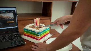 Hot Babe Helloelly Is Celebrating 10 Millions  Cake With Sperm 1080p-0