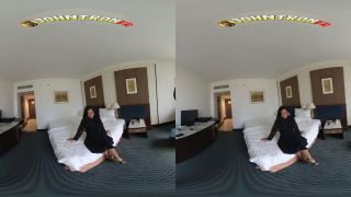 Super Hot Thai Date Turns VR Porn on Oculus Rift | 4K HD-1
