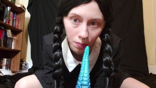 online clip 20 amateur small girl xxecstacy – Wednesday Addams Deepthroats Ika, solo female on masturbation porn-6