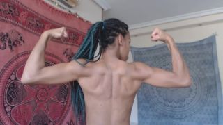 naked curling Muscle!-5