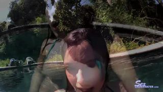 SexUnderwater e0551 Linda Lay UW Model Training (mp4)-5
