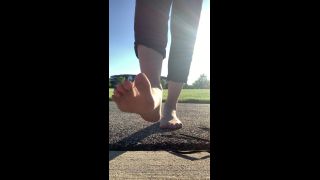Freckled Feet22-06-2020 - ublic   dirty   nylons  I know one of y$all-4
