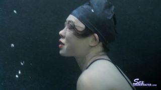 SexUnderwater e0424 The Swimmer (mp4)-6