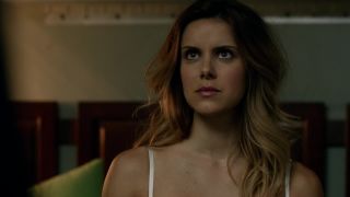 Elisabeth Hower - Suits s02e11 2012 HD-7