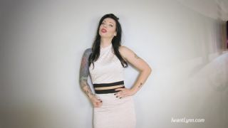 Video online Domina Lynnette - Loser Cocktail | instructions | fetish porn-1