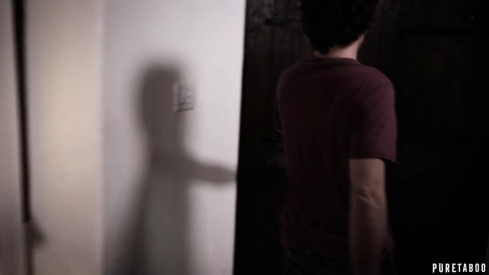 Sloppy Seconds: Lena Paul's Intense Second Round Action!