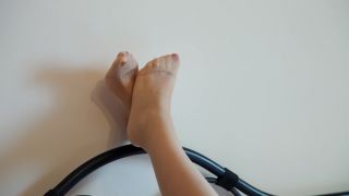 Noemis World - Alanna rubbing her pantyhosed soles | fetish | femdom porn femdom threesome-1