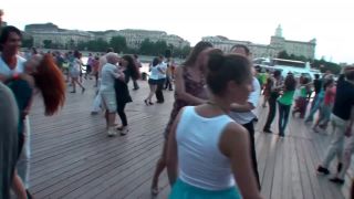 skirt-was-torn-big-dance-fail-1