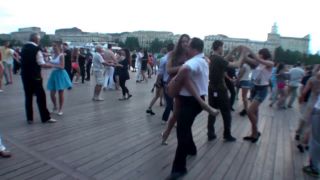 skirt-was-torn-big-dance-fail-8