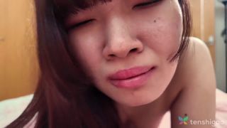 Boyfriend Hot brunette Japanese Mami Kawai moans while having tender sex with her boyfriend.-6