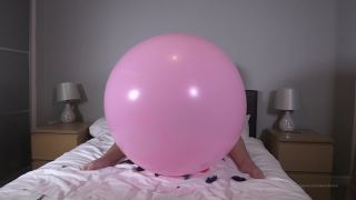 Devon Breeze Devonbreeze - one big bang giant balloon popping 20-11-2019-9