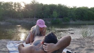 Villa Anderson - 18 Year old Girl Fulfills my Fantasy of having Sex on the Beach [1080p] - Teen-0