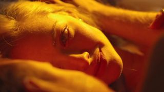 Amanda Seyfried – Fathers and Daughters (2015) HD 1080p!!!-0