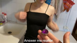 [GetFreeDays.com] The Realtor Knows His Stuff. Showed The Apartment And ...  Part 1 casting curvy just the tip porn-4