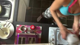 Rebecca Leah - rleah () Rleah - big cleavage voyeur enjoy my tits as i make crumpets tea xx 07-05-2020-7