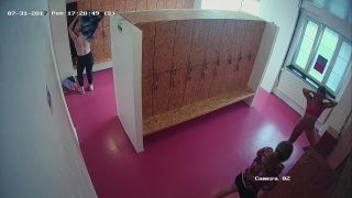 Online Voyeur –  Hidden-Zone Locker – hz Lo1998 - hidden-zone-1