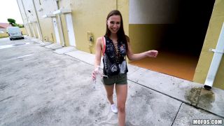  Aidra Fox Gets Fucked By A Big Dick Outside-3