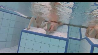 Voyeur 12046-Spreading-2