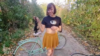 online xxx video 13 fetish handjob BettDuett - UNCUT - Fahrrad Fick Tour mit meiner Freundin , porn on german porn-2